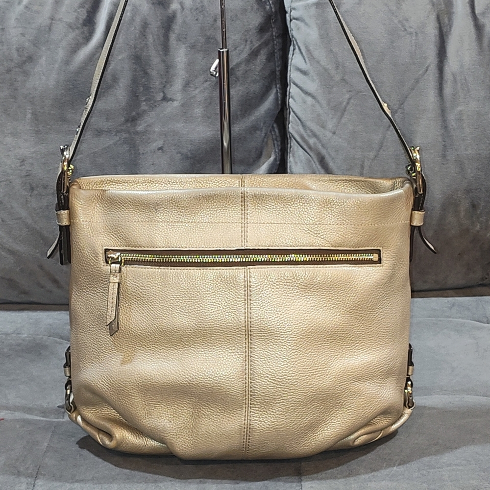 EUC COACH BEIGE/GOLD METALLIC PEBBLED LEATHER HOBO BAG ADJUSTABLE BUCKLE STRAP - Picture 3 of 15